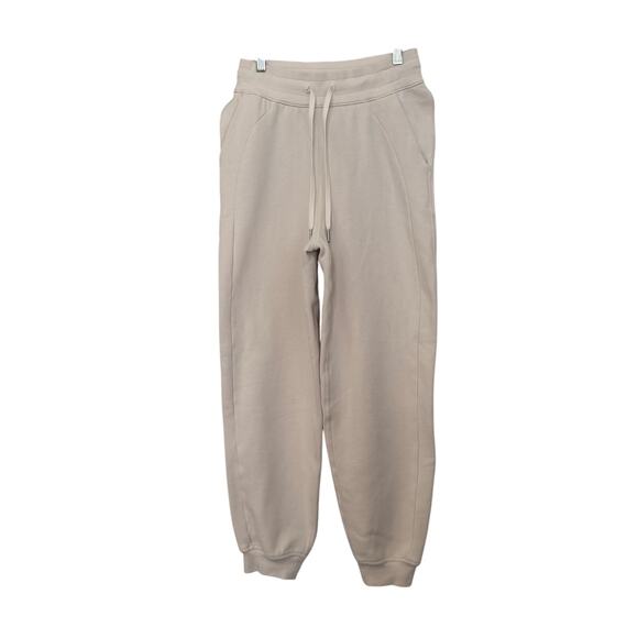 Lululemon Scuba Mid-Rise Oversized Jogger in Light Ivory Size 4 - Picture 2 of 5